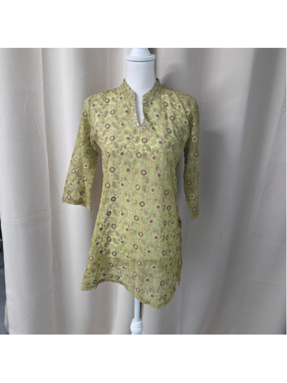 Indian Kurti Tunic Elegant Green Whimsical Earthy Boho-chic Rustic Botanical